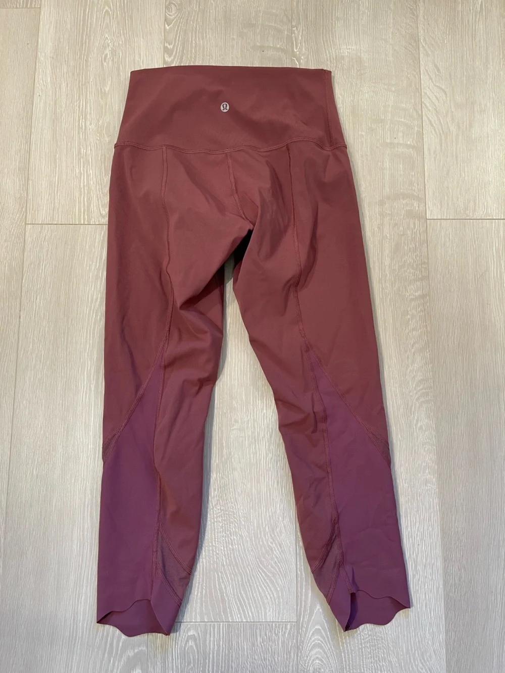 Lululemon Wunder Under Crop High-Rise *Roll Down Scallop Petal Pink size 6 fit - Picture 11 of 14